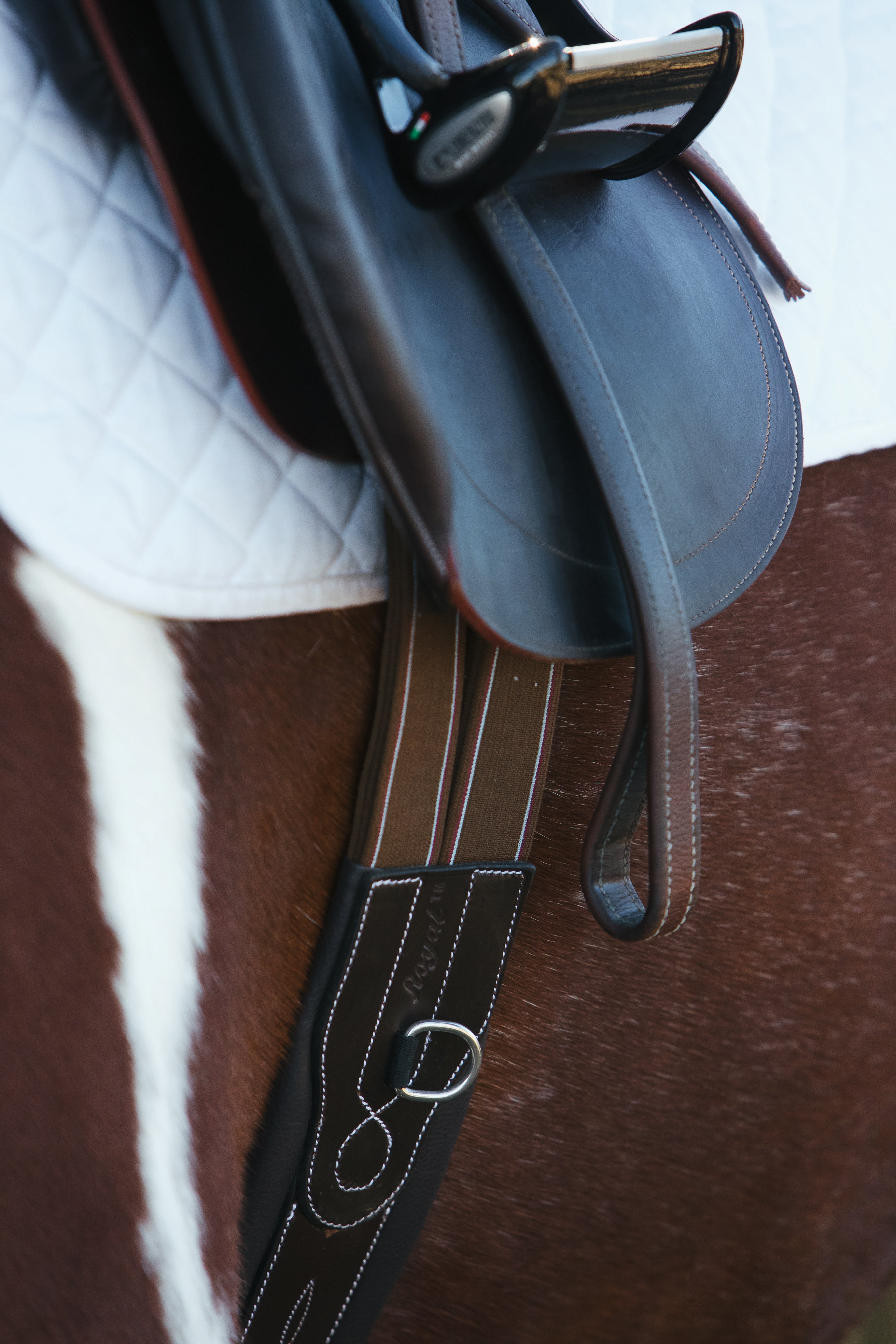 English Leather Girths - Dressage Girths & More | Bridles